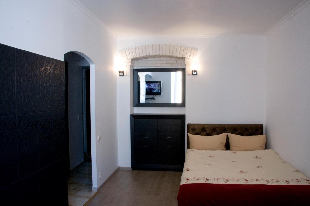 Apartment On Staroievreiska Λβιβ Εξωτερικό φωτογραφία