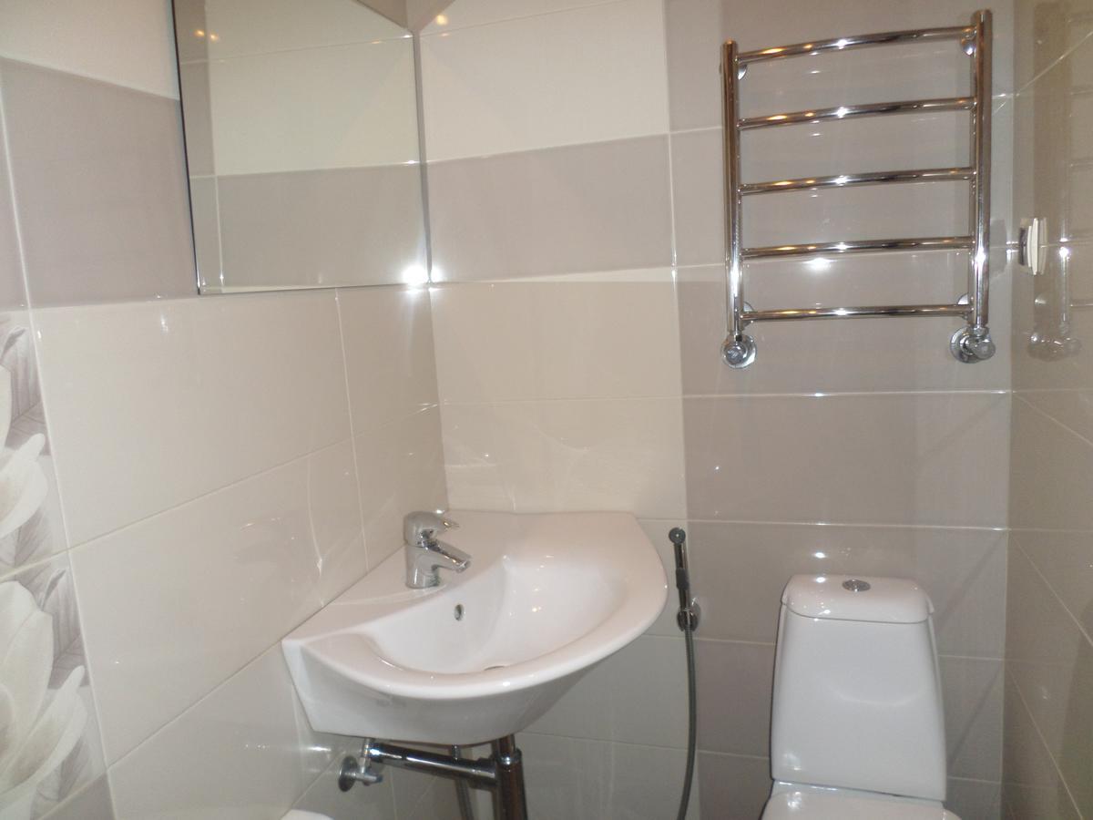 Apartment On Staroievreiska Λβιβ Εξωτερικό φωτογραφία
