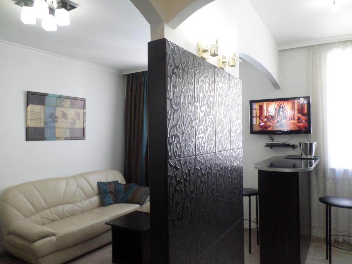 Apartment On Staroievreiska Λβιβ Εξωτερικό φωτογραφία